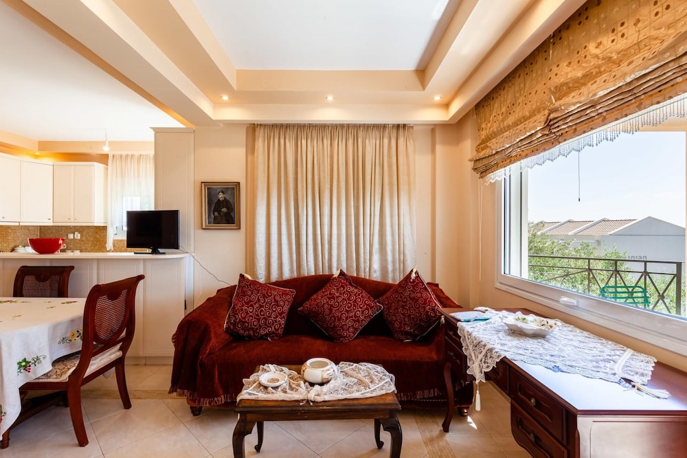 Verga Majestic Sunsets - Villa Close to the Beach photo 4