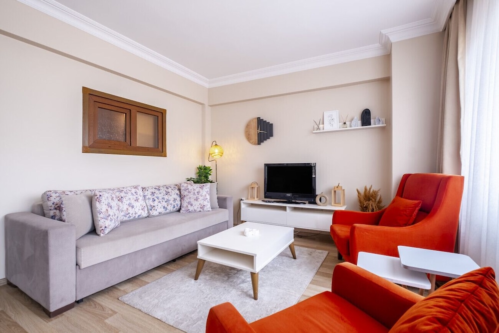Flat With City View 5-min to Istiklal in Beyoglu
