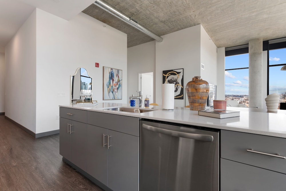 Guests Rave About This Apt Design See Why Thedeco