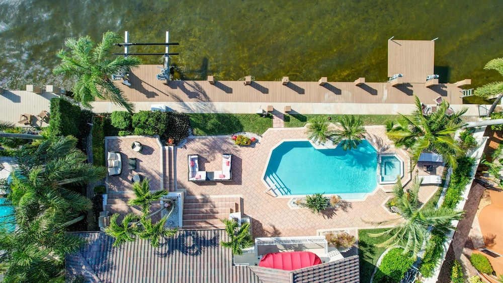 Serenity Villa in Pompano Beach