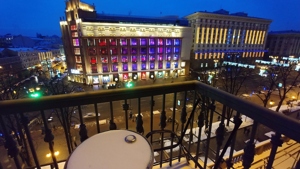 Kyiv Apartments