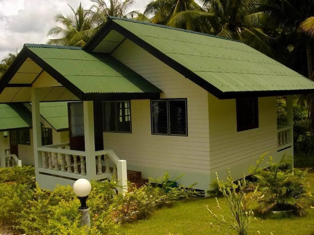 Golden Hill Resort