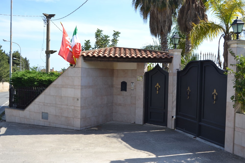 Hotel Villa Ottavia - Image 1