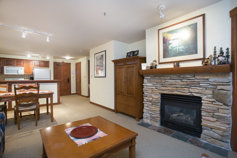 One Bedroom Condos at Powderhorn Lodge - Solitude UT
