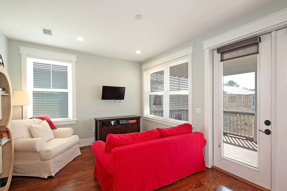 Cottage Rental Agency - Seaside, Florida