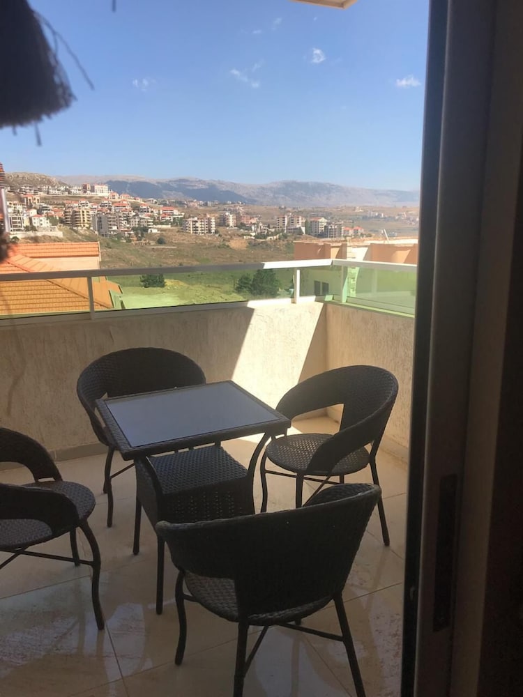 Arja Apartments