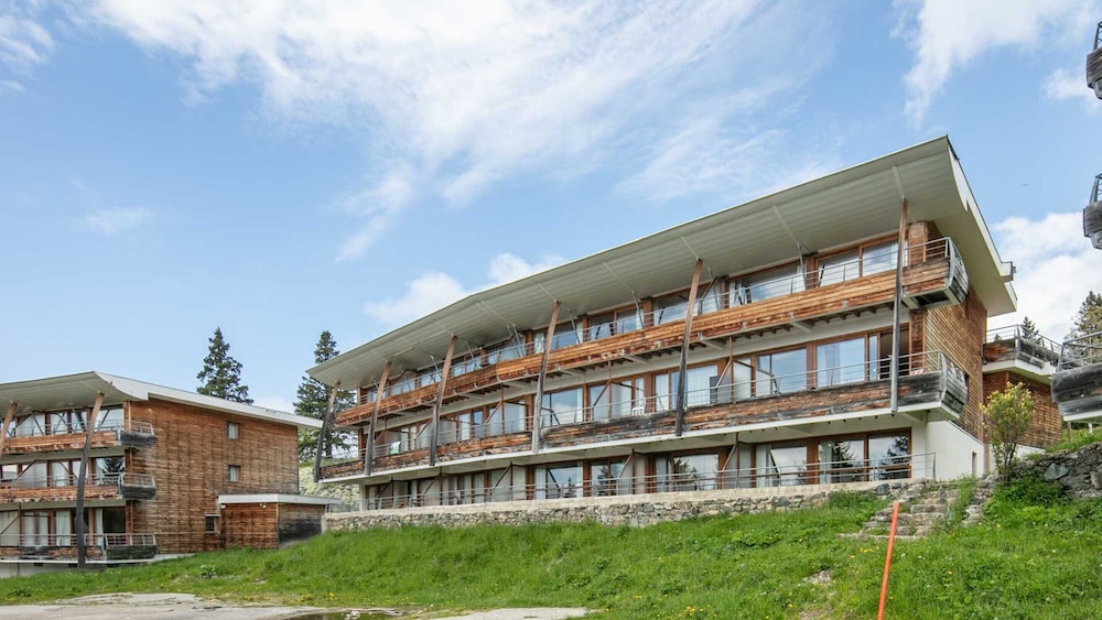 Terraced Escape in Chamrousse