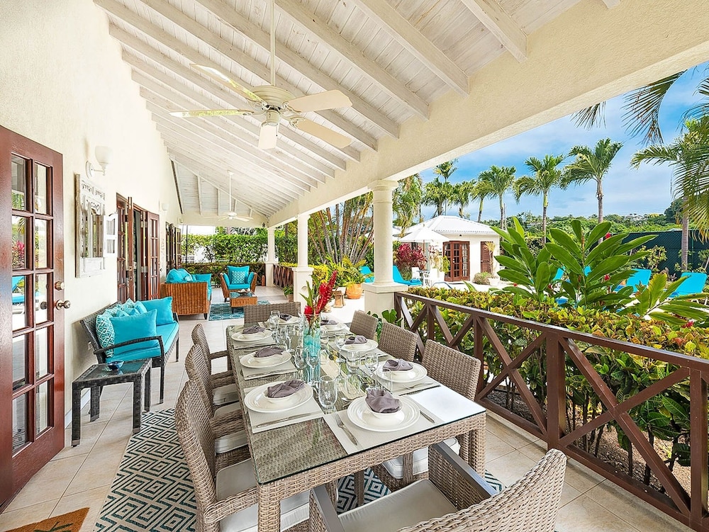 Gibbs Glade Villa 4 Bedroom Home by Bluescape