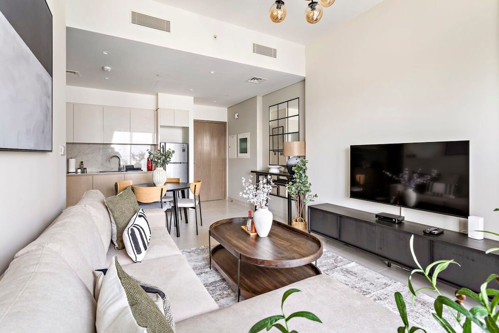 Silkhaus Sophisticated Premium Tower in Downtown