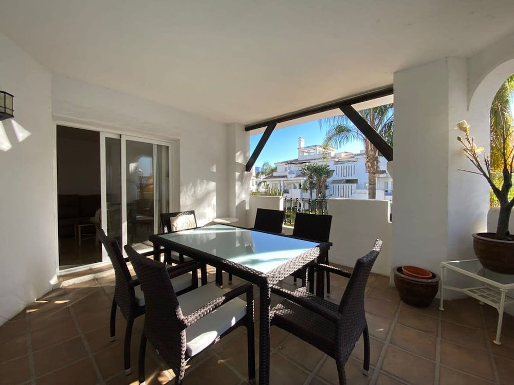 2 Bedroom With Pool View F-7