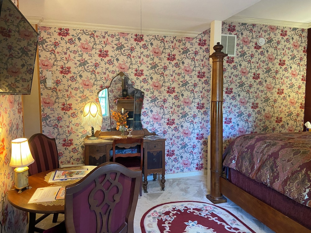 Bridgeford House Bed and Breakfast