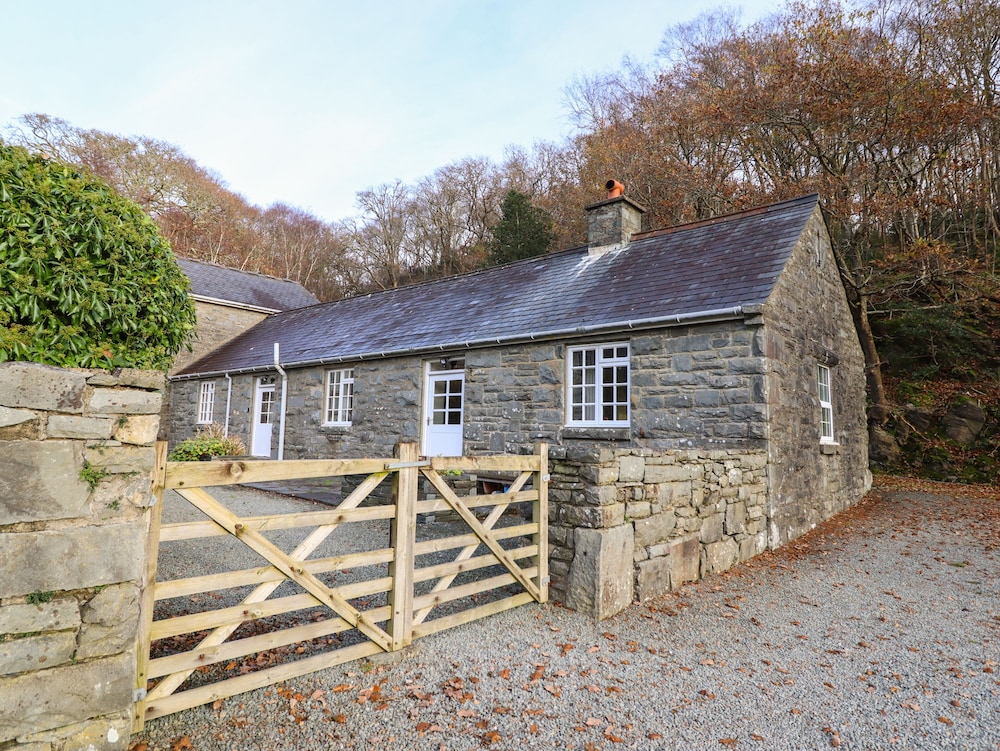 Farchynys Court Cottage