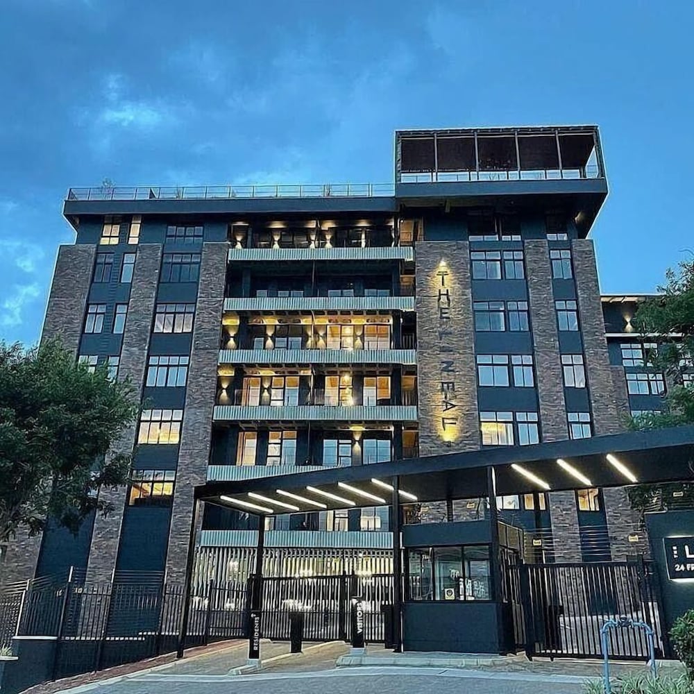 The Lineal Luxury Apartments - Airscape
