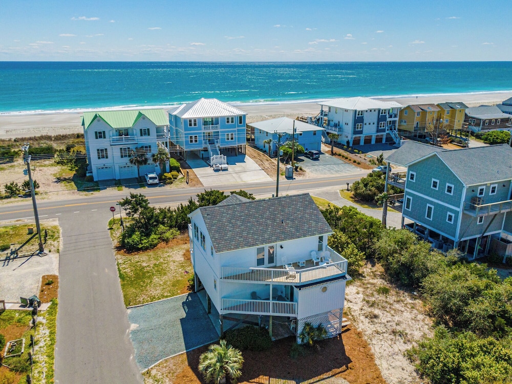 The Channel Marker by Topsail Realty