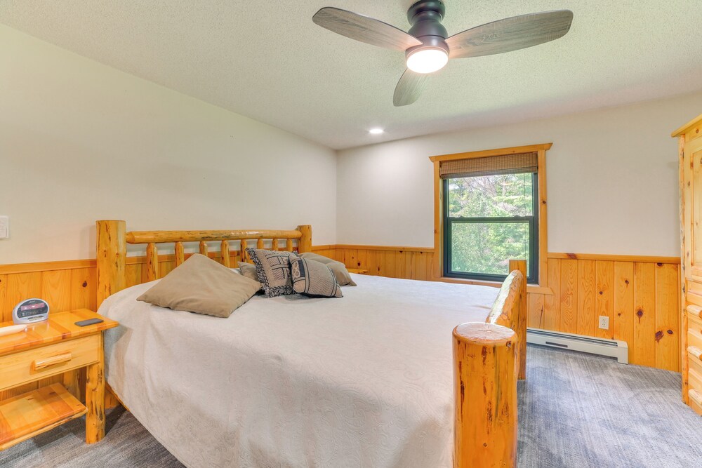 Michigan Cabin w/ On-site Fishing Pond & Deck view 3