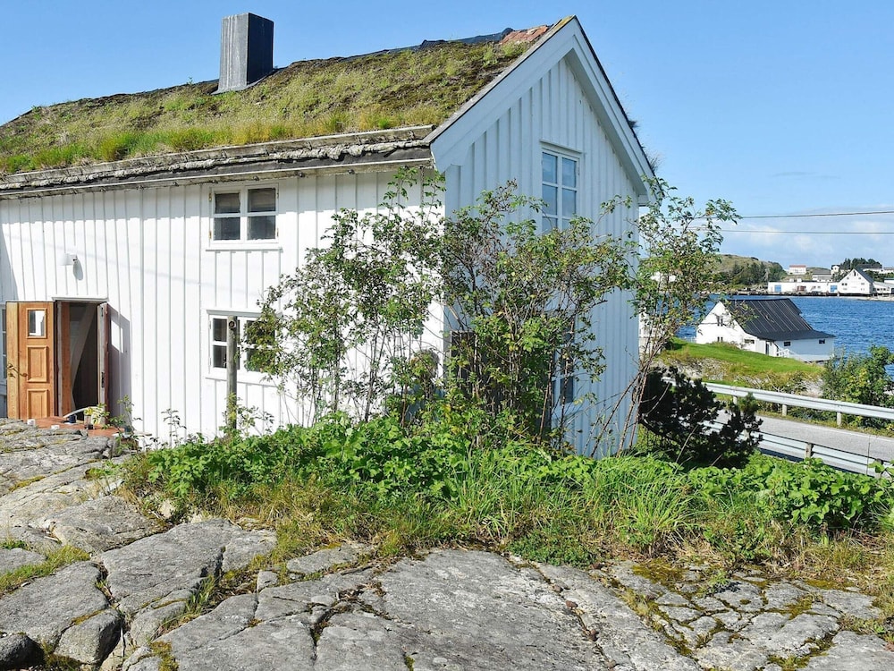 7 Person Holiday Home in Averoy-by Traum view 2