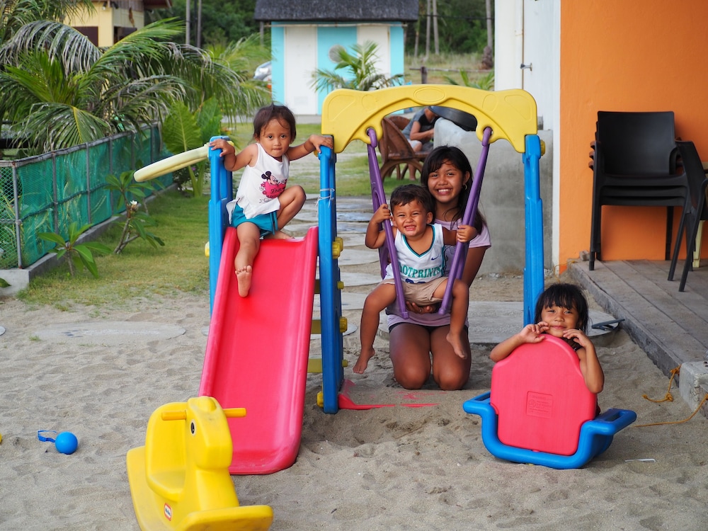 Footprints Beach Resort 165