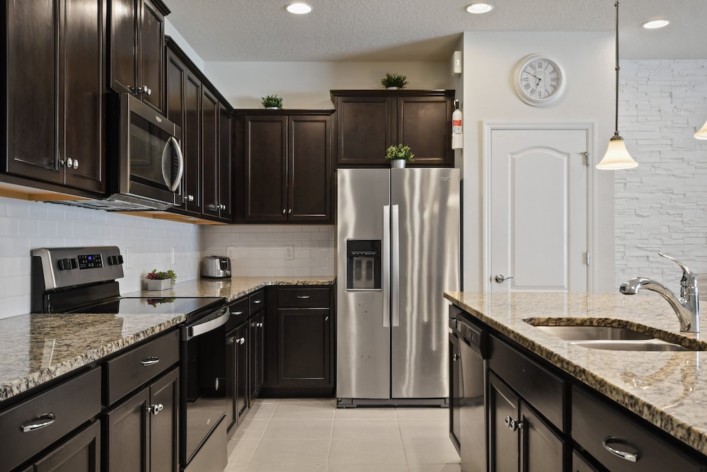 5-br Townhouse With Pool, Games, Disney