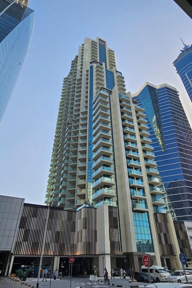 Bespoke Residences - Urban Oasis