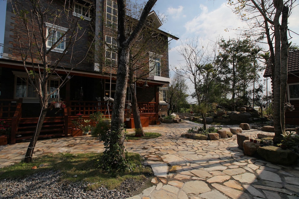 North Zart Homestay