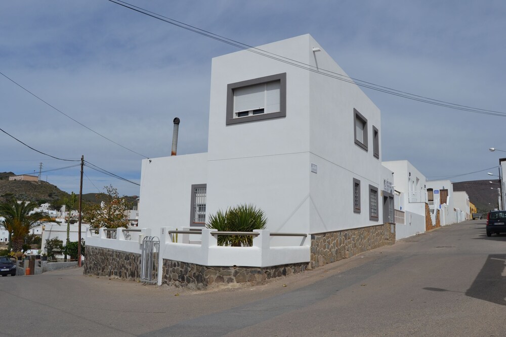 Casas María Carmona