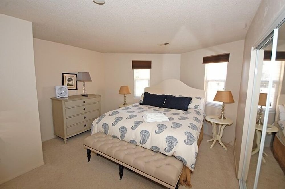 2078 Traverse Court 3 Bedroom Home