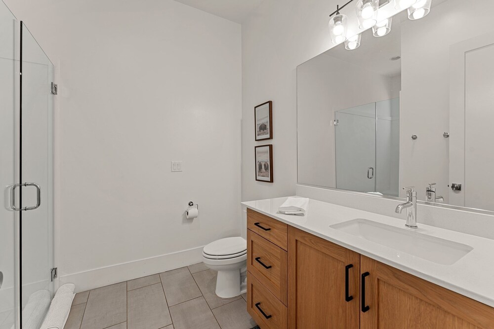 Villa #24 At Bloomington Country Club 4 Bedroom Townhouse