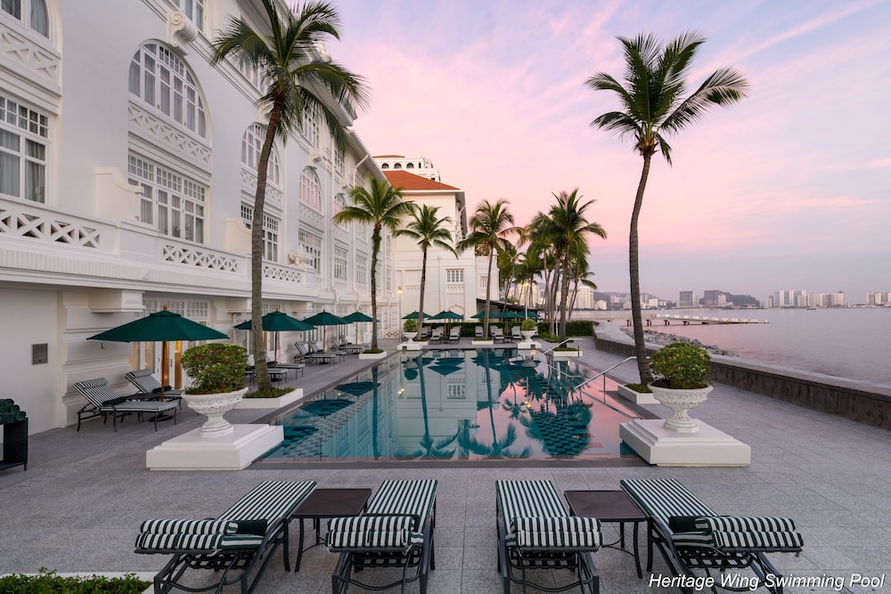 Eastern & Oriental Hotel 52