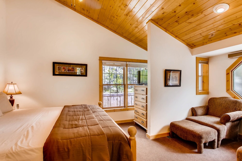 Estes Park Condos - Property Image 278