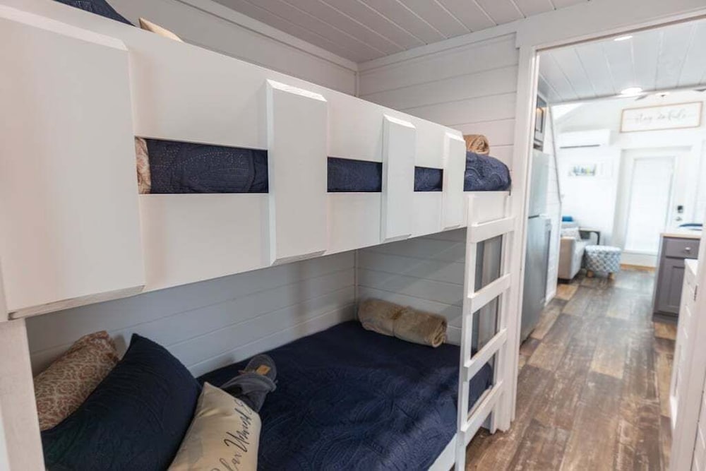 Captain's Quarters
