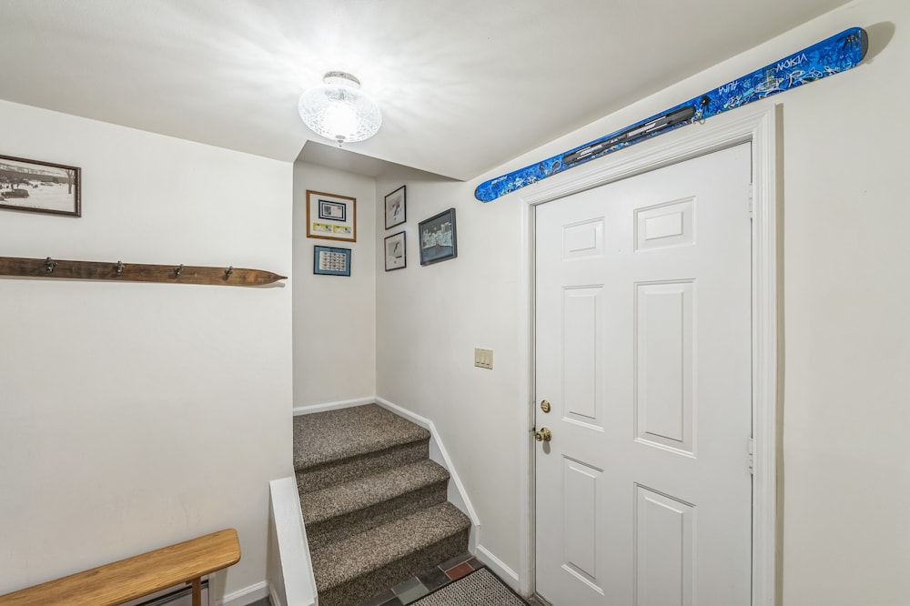 Top Ridge 49p - Family-friendly End Unit 3 Bedroom Townhouse by The Summit at Gore Mountain