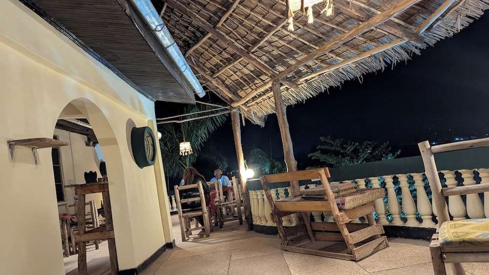 Kilimanjaroo Inn