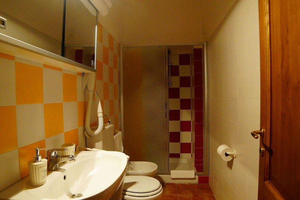 Photo 46