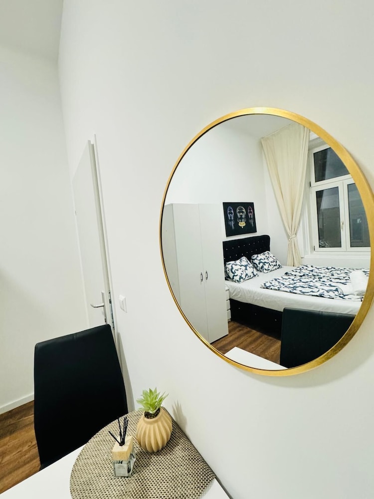 Affordable 5BR Apartment Atzgersdorf