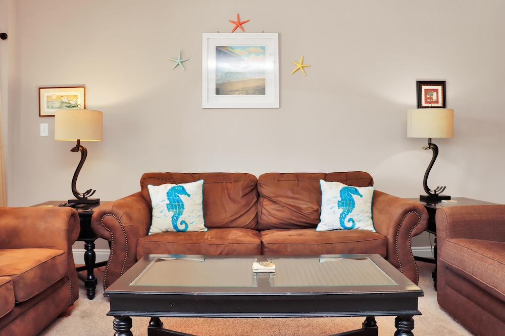 Paradise Shores 105