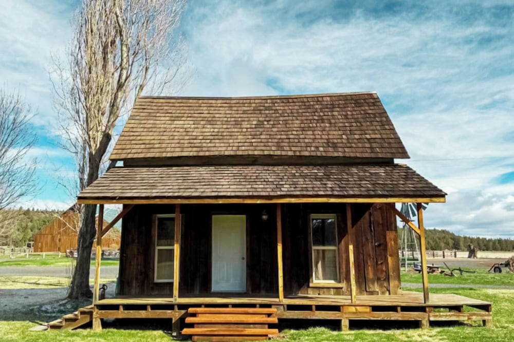 1 BR Bunk House on Long Hollow Ranch, Dog Friendly