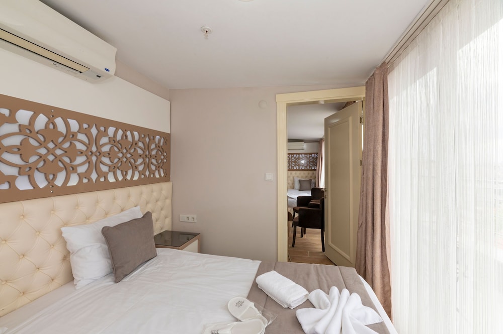 Taksim Peri Suit - Image 48