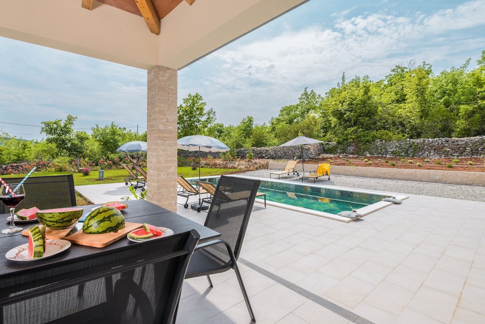 Villa Fortuna Nearby Labin - Crovillas
