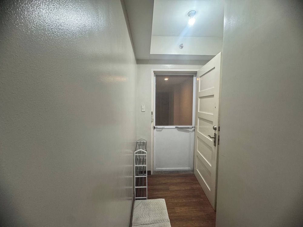Flair Towers Condo Near MRT Bonifacio and Shaw Within Greenfields