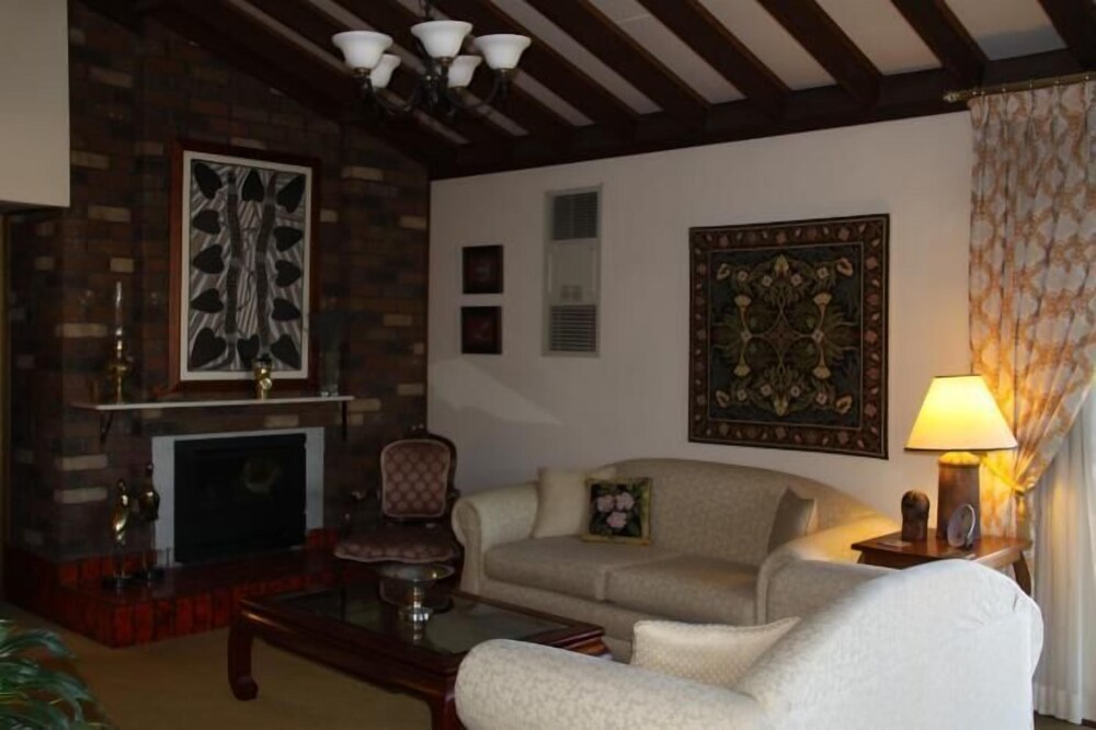 Bathurst Heights B&B
