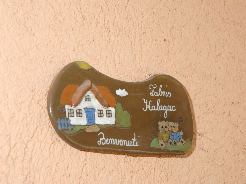 Charming Pool Home Near Pula view 3
