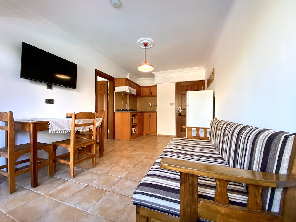 Ten Apart Hotel - Image 45