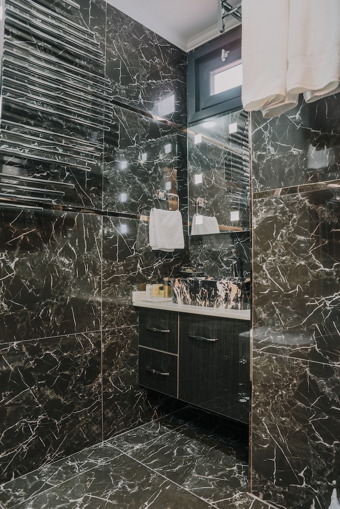 Grand Lark Otel - Image 90