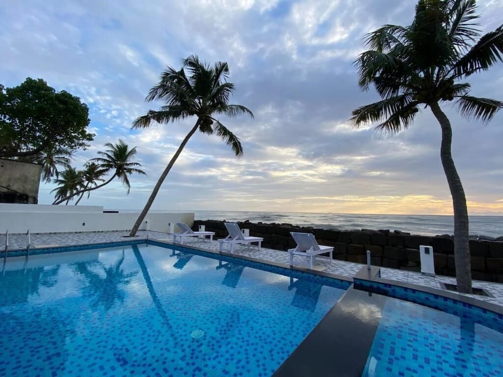 Breakwater Resort by Z Vacations