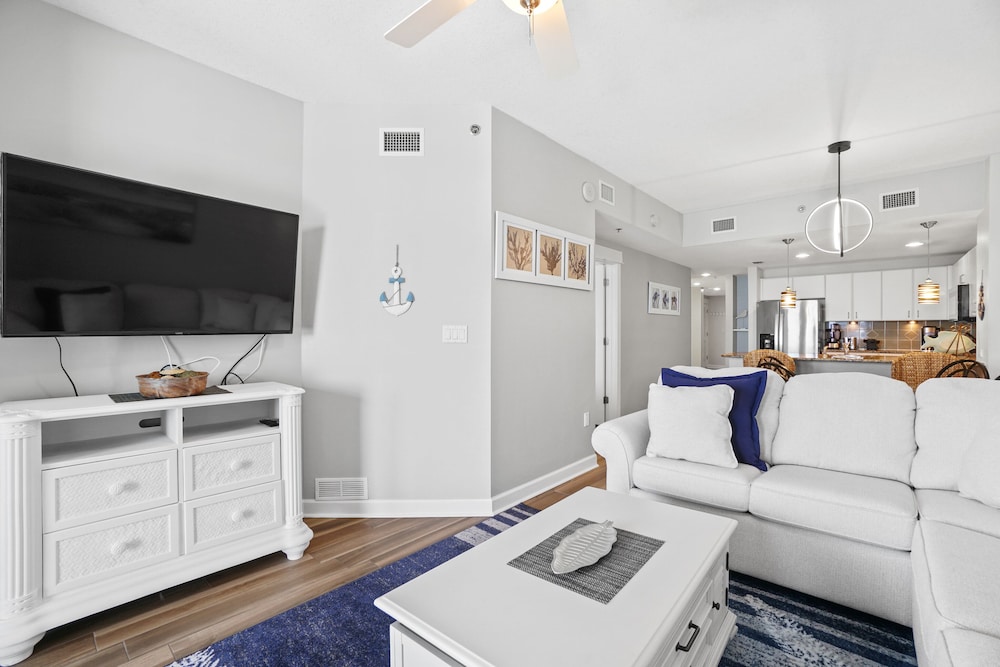 Grand Panama Beach Resort by Panhandle Getaways