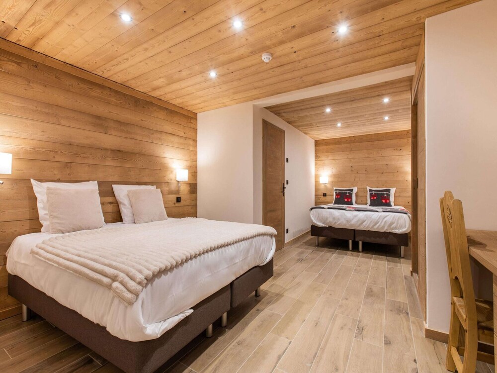 Vanoise Chalet in Prime Location