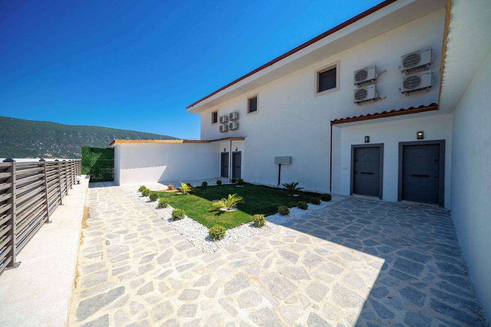 Kas Pera Villas