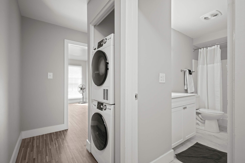A Unique 2BR 2BA Stay