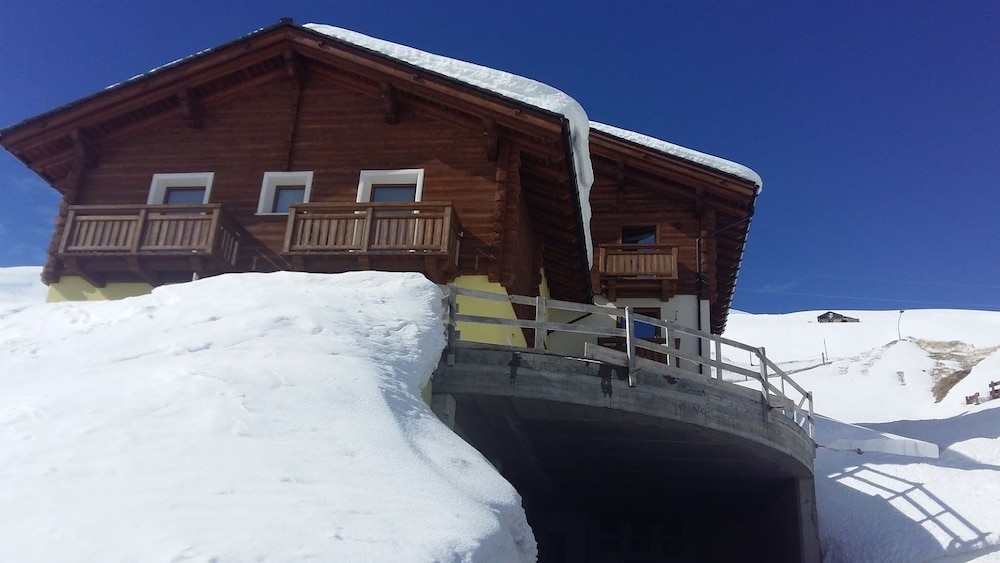 Albergo 2000