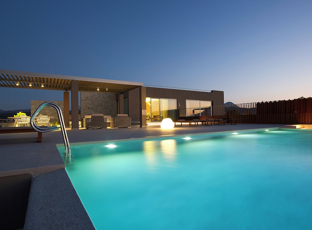 Youphoria Villas